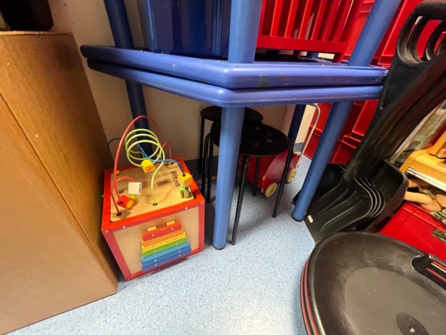 1424073-11 Collection of toys and children's items - toys, games, children's furniture and winter toys