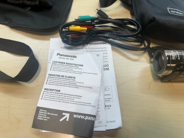 1479889-5 Digital video cameras 2pcs & various accessories