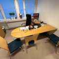 1424083-2 Kontor med möblemang och kontorsutrustning - skrivbord, stolar, skrivare, dokumentförstörare m.m