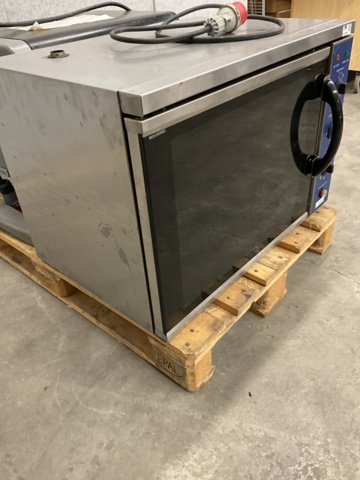 1472970-4 Convection oven