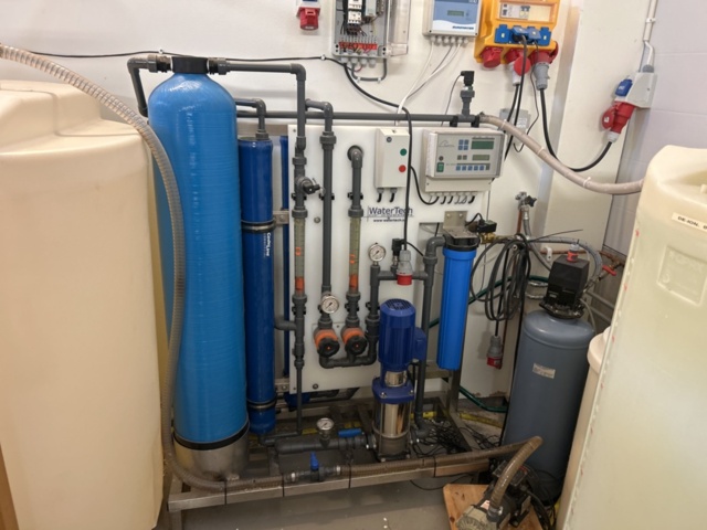 1454920-4 Deionization plant with 6 tanks - Water Tech / Eurowater