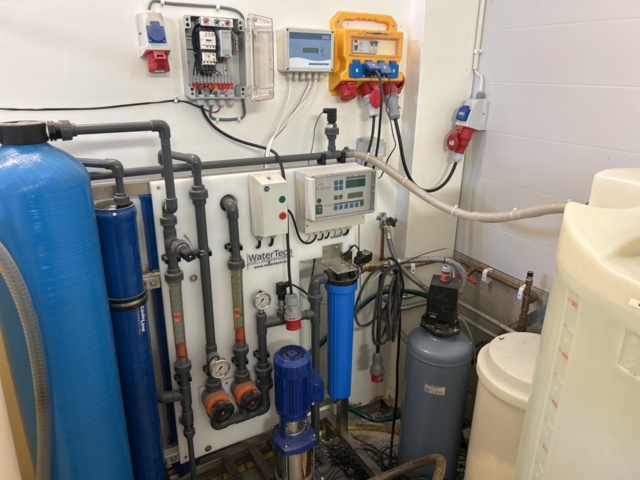 1454920-5 Deionization plant with 6 tanks - Water Tech / Eurowater