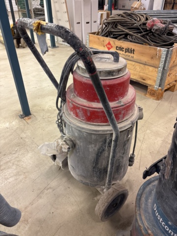 1443802-5 3st industridammsugare