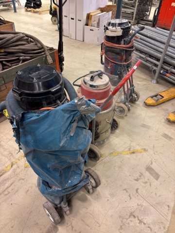 1443807-1 Industrial vacuum cleaners 3 pcs