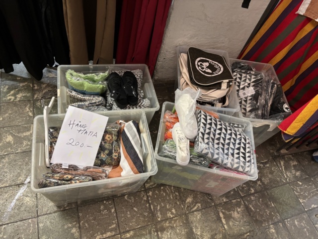 1409511-58 Large batch of stock from clothing store