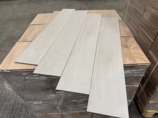 1480748-1 Ljus träklinker, 116 kvm, 15x90 cm