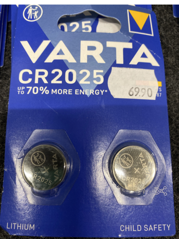 1478182-9 Ca 84 st Förpackningar batterier från Varta