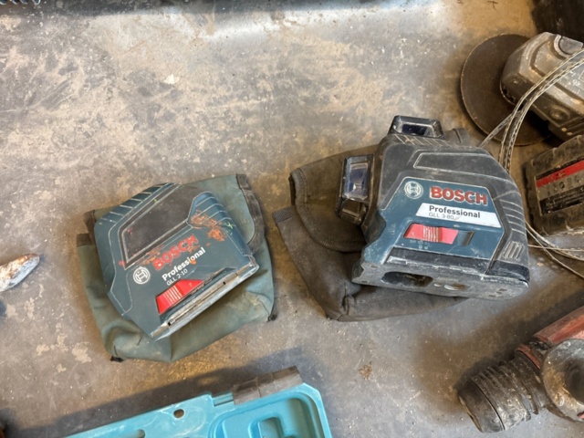 1469051-10 Large collection of power hand tools and construction accessories