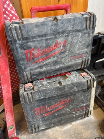 1469051-23 Large collection of power hand tools and construction accessories