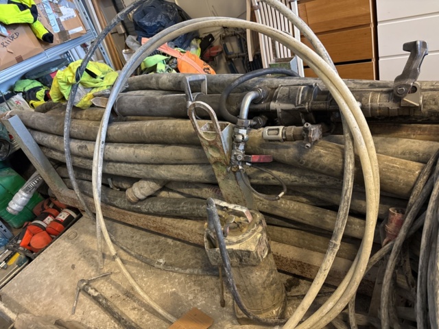 1469053-8 Various equipment for drilling work