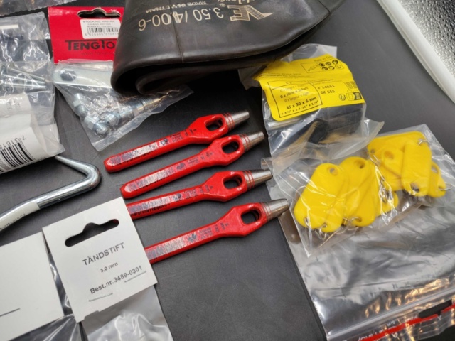 1480352-4 Verktyg & tillbehör, 1 parti – blandade verktyg, förbrukningsmaterial