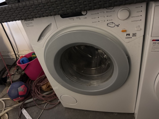 1469056-1 Tvättmaskin - Miele Novotronic W1613