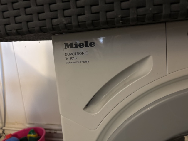 1469056-4 Tvättmaskin - Miele Novotronic W1613