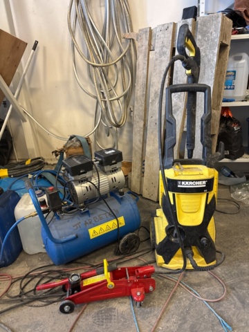 1469058-11 High-pressure cleaner, compressor and jack - Kärcher & Biltema