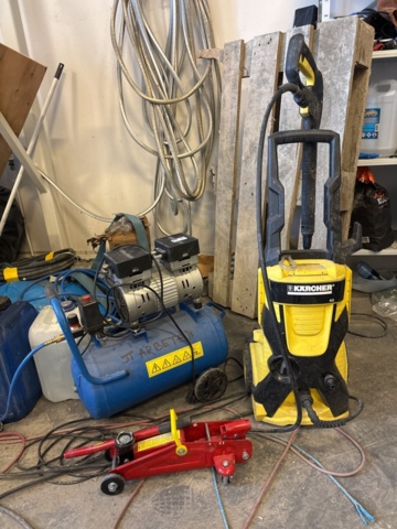 1469058-1 High-pressure cleaner, compressor and jack - Kärcher & Biltema