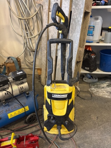 1469058-2 High-pressure cleaner, compressor and jack - Kärcher & Biltema