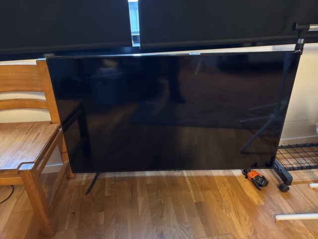 1469064-4 TV 55'' - Samsung UE55TU6905K