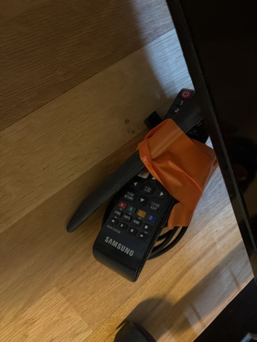 1469064-5 TV 55'' - Samsung UE55TU6905K