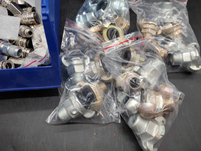 1480368-3 VVS-kopplingar, 1 parti -  snabbkopplingar och klokopplingar