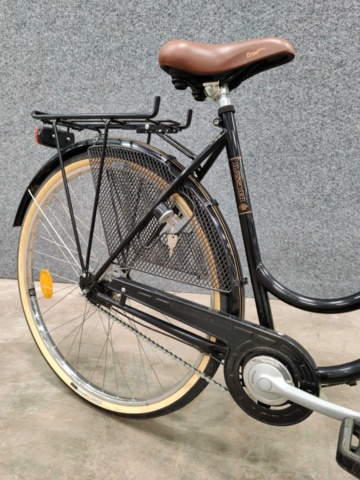 1476638-8 Women's bike Crescent