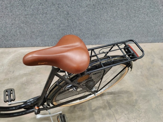 1476638-12 Women's bike Crescent