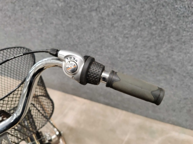 1476638-14 Women's bike Crescent