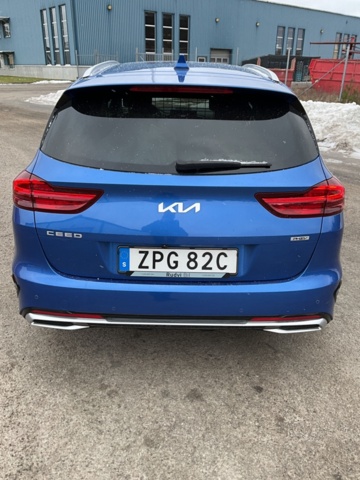 1472980-4 Kia Ceed Sportswagon Plug-in Hybrid DCT, 141hp, 2022