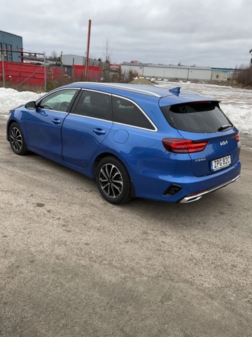 1472980-3 Kia Ceed Sportswagon Plug-in Hybrid DCT, 141hp, 2022