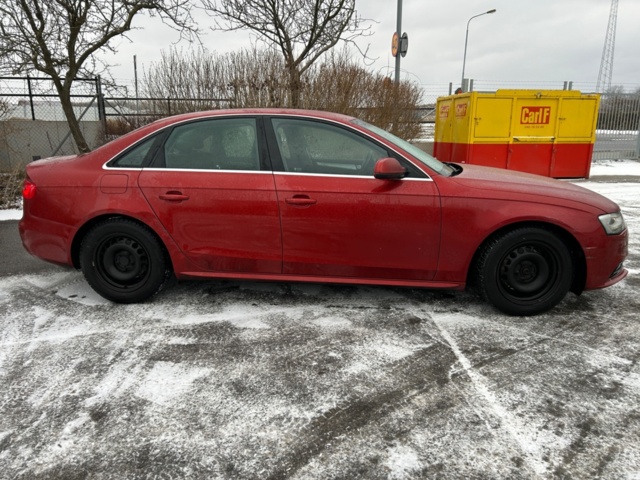 1436096-8 Audi A4 Sedan 2.0 TDI DPF Manuell, 163hk, 2013