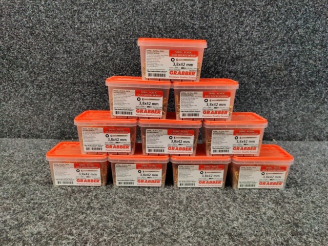 1480927-2 Approx. 2500 pieces Chip, plyfa & socket head screw Grabber 3.8x42mm