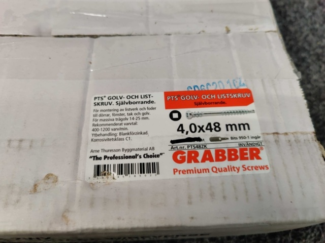 1481110-4 About 5000 pcs. Floor & molding screw Grabber 4.0x48mm