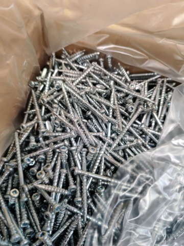 1481110-6 About 5000 pcs. Floor & molding screw Grabber 4.0x48mm