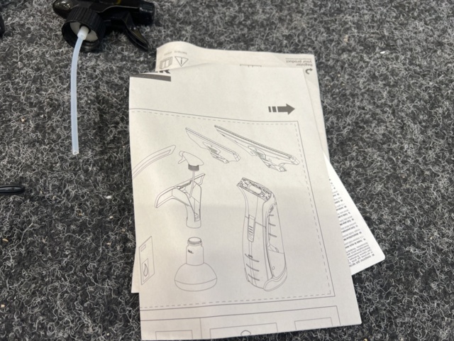 1481295-9 Battery-powered window cleaner Kärcher WV2