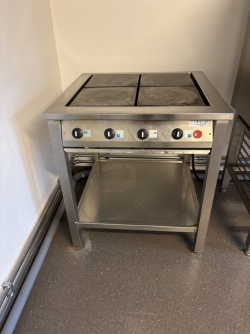 1444961-1 Electric stove / cooker for commercial kitchens – 4 burners