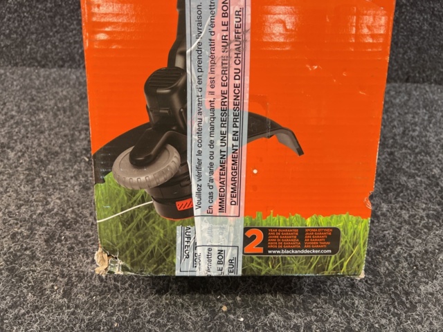 1481355-2 Grästrimmer Black+Decker  STC1820PC