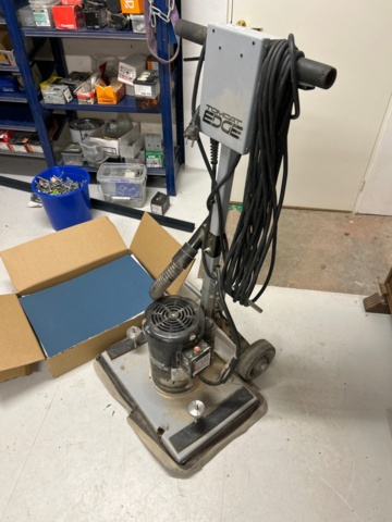 1410933-4 Slipmaskin med tillbehör - Tomcat Edge EDGE-20HD220-2E