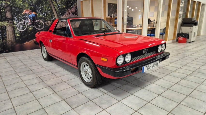 1481448-2 Lancia Beta Zagato Spider 110hk  1981
