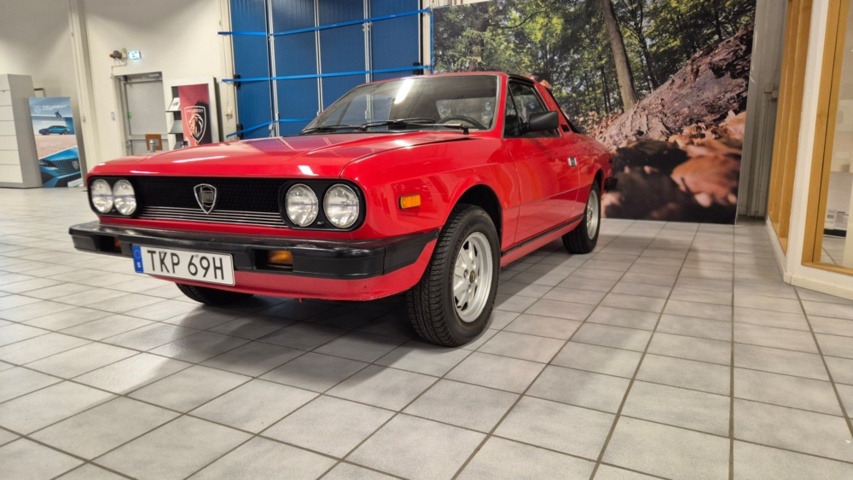 1481448-8 Lancia Beta Zagato Spider 110hk  1981