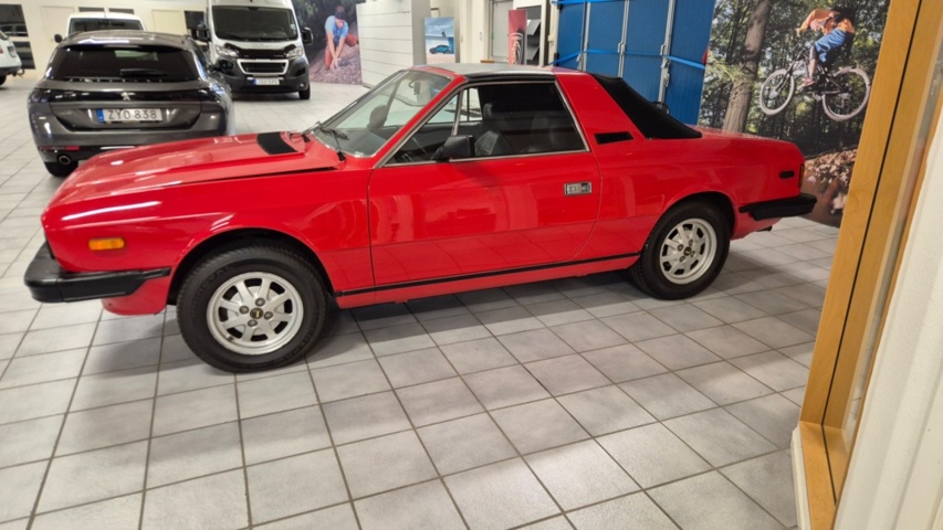 1481448-9 Lancia Beta Zagato Spider 110hk  1981