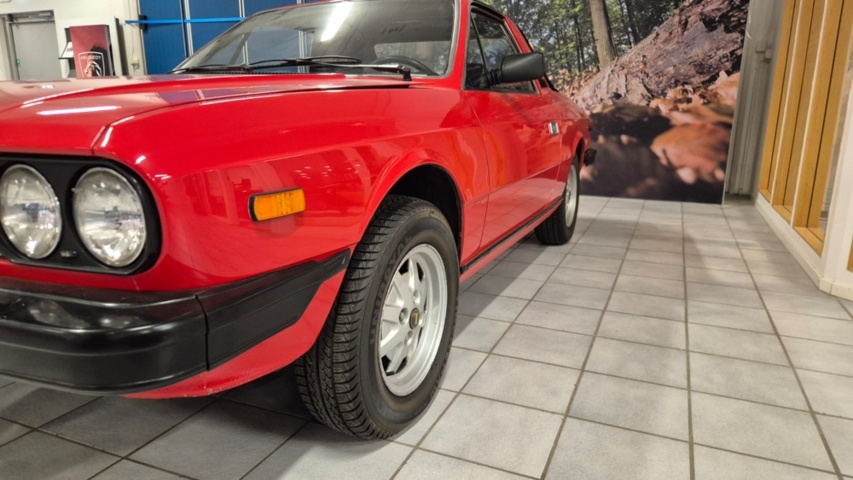 1481448-10 Lancia Beta Zagato Spider 110hk  1981