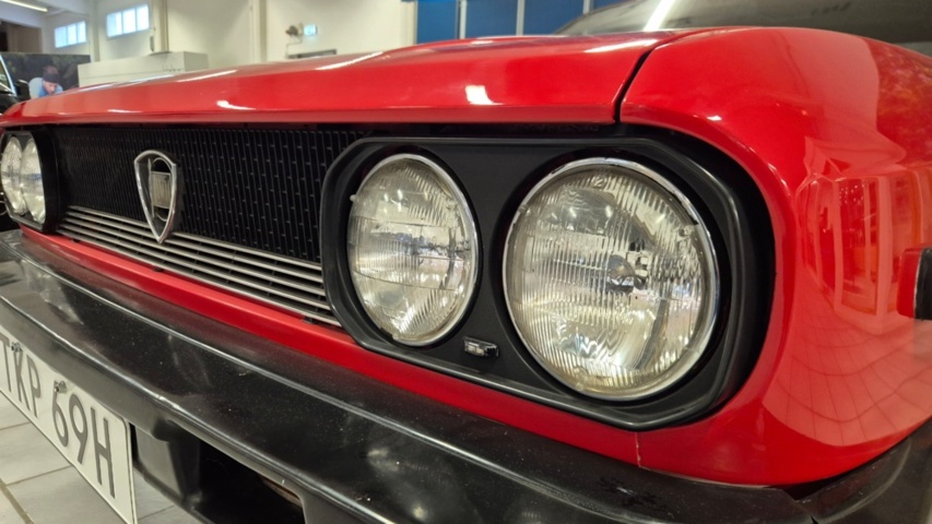 1481448-12 Lancia Beta Zagato Spider 110hk  1981