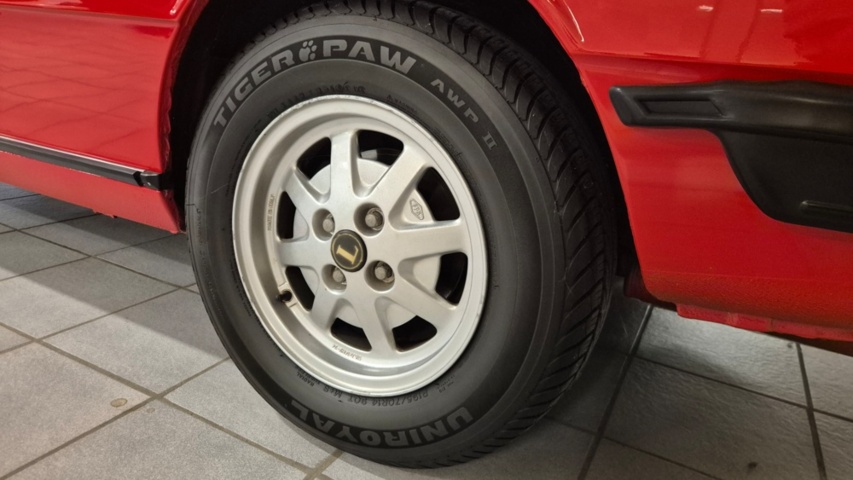 1481448-26 Lancia Beta Zagato Spider 110hk  1981