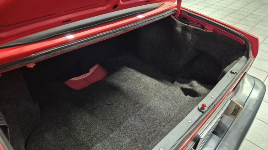 1481448-33 Lancia Beta Zagato Spider 110hk  1981