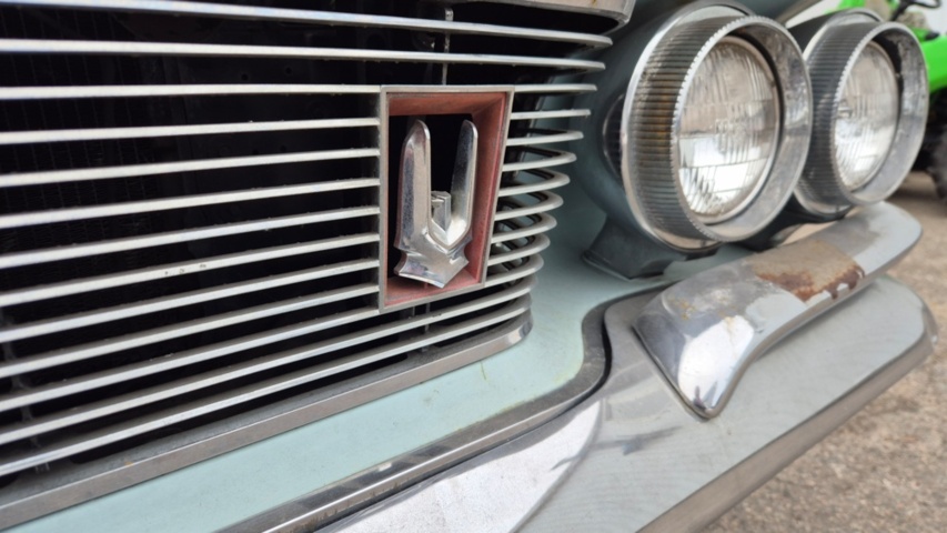 1481449-8 Chrysler Imperial coupe 1961 reparationsobjekt