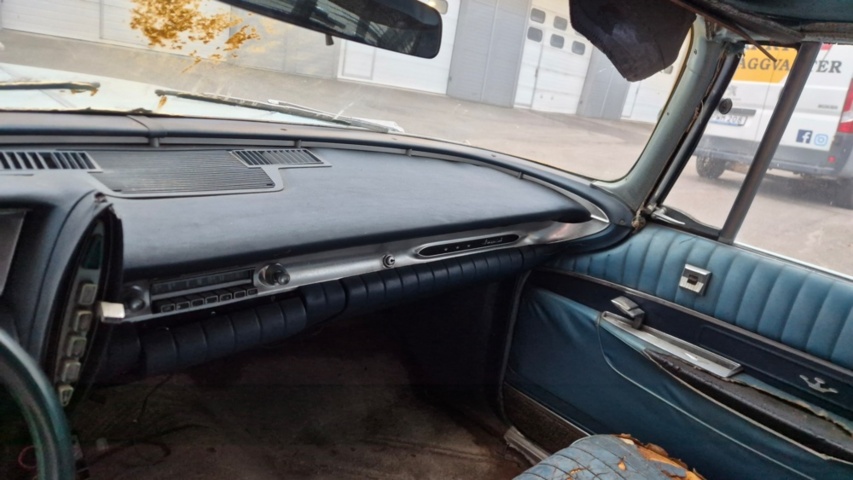1481449-59 Chrysler Imperial coupe 1961 reparationsobjekt