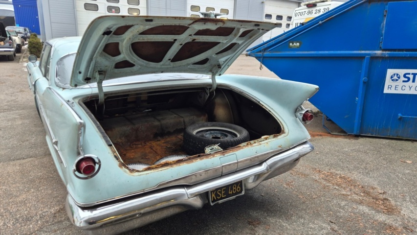 1481449-62 Chrysler Imperial coupe 1961 reparationsobjekt