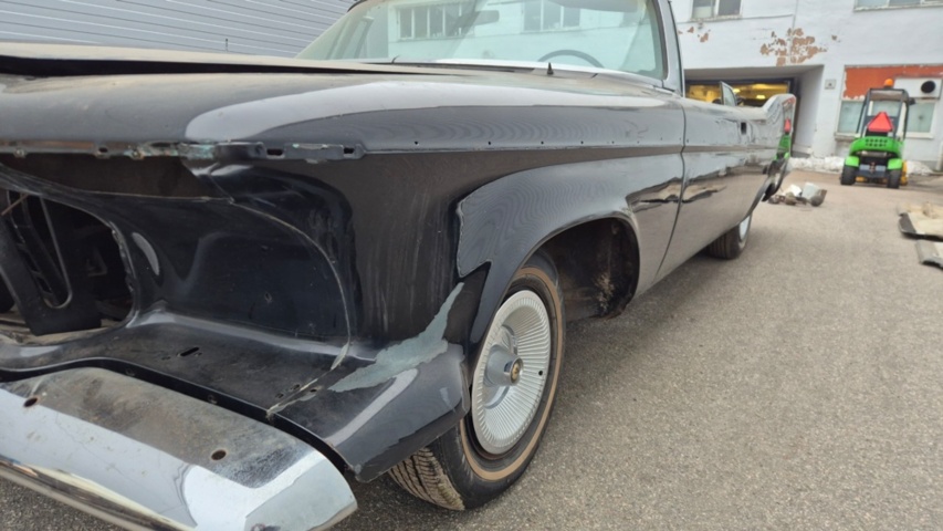 1481450-12 Chrysler Imperial Crown convertible 1961 reparationsobjekt