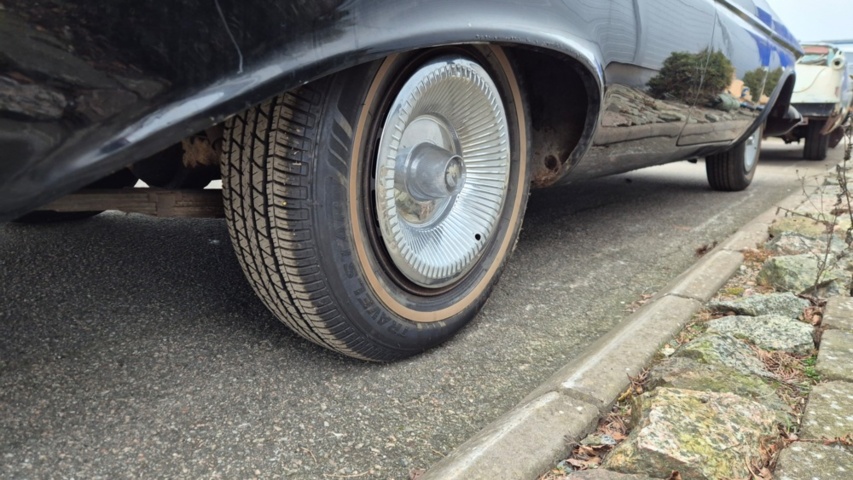 1481450-21 Chrysler Imperial Crown convertible 1961 reparationsobjekt