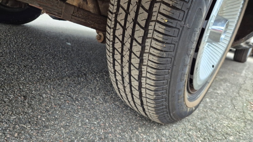 1481450-23 Chrysler Imperial Crown convertible 1961 reparationsobjekt