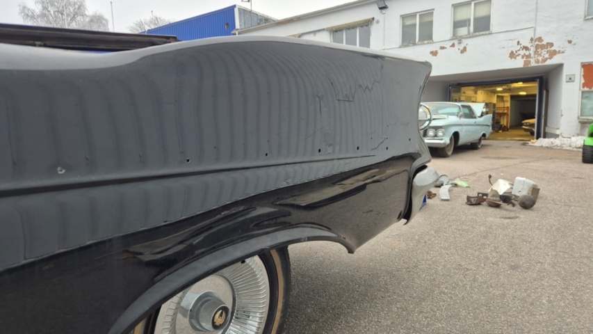 1481450-39 Chrysler Imperial Crown convertible 1961 reparationsobjekt